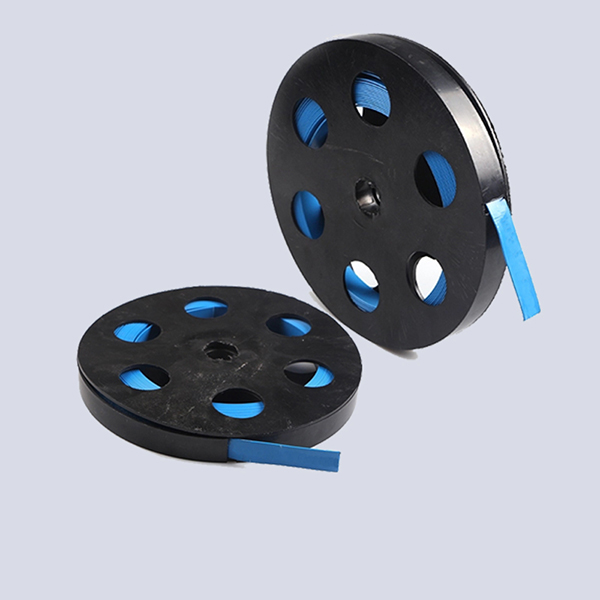 Epoxy coated stainless steel band